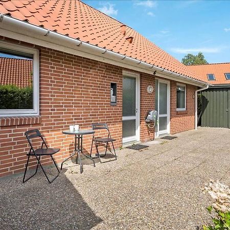 Вилла House Near Public Transport Lystrup Экстерьер фото